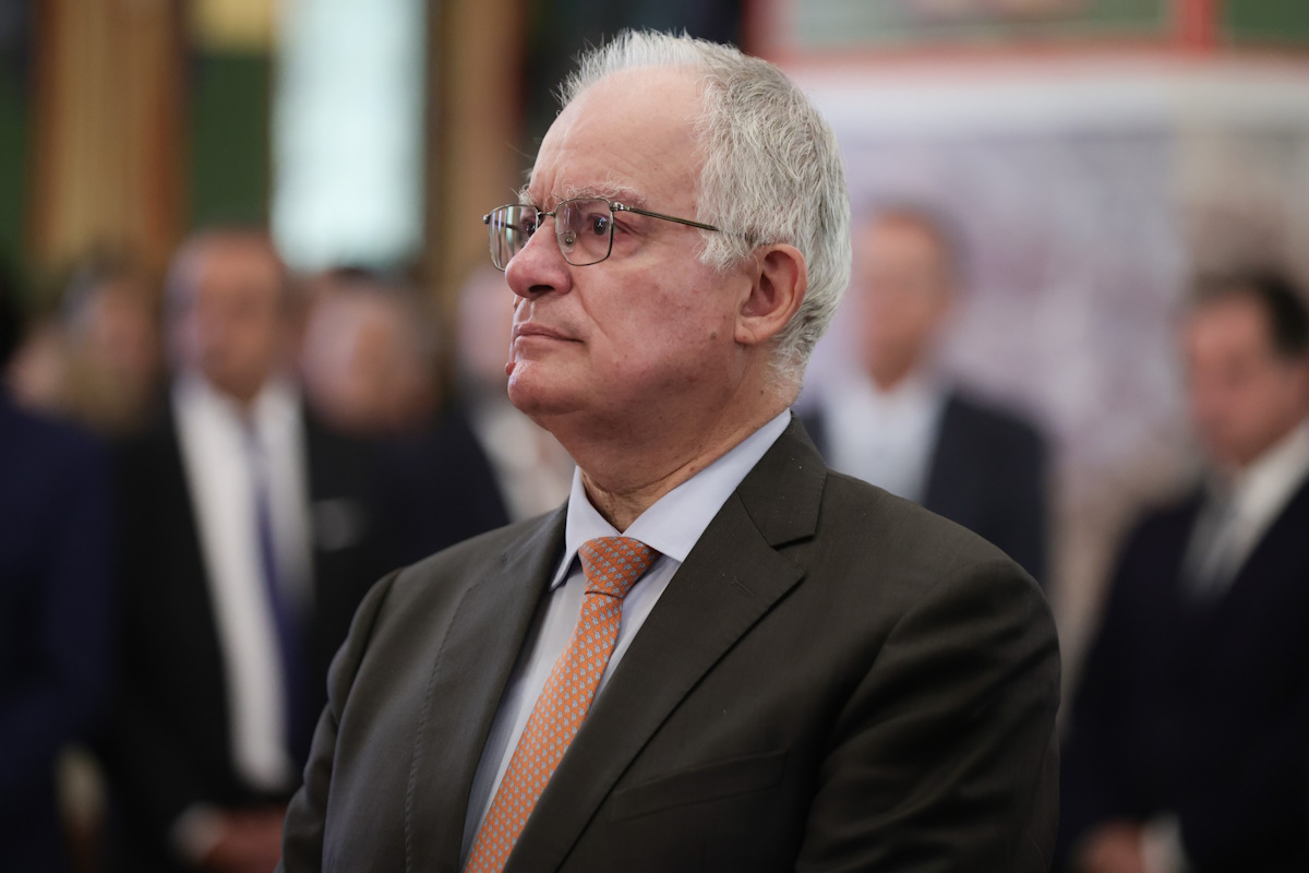 Επικοινωνία Τασούλα με τον βασιλιά Αμπντάλα της Ιορδανίας μετά την επίθεση σε ελληνορθόδοξη εκκλησία