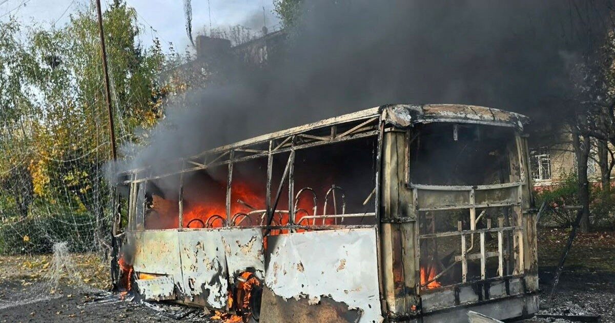 Ουκρανία: 33 νεκροί και 18 τραυματίες μετά από ρωσικό χτύπημα σε δύο λεωφορεία στο Κραματόρσκ Ουκρανία: 33 νεκροί και 18 τραυματίες μετά από ρωσικό χτύπημα σε δύο λεωφορεία στο Κραματόρσκ