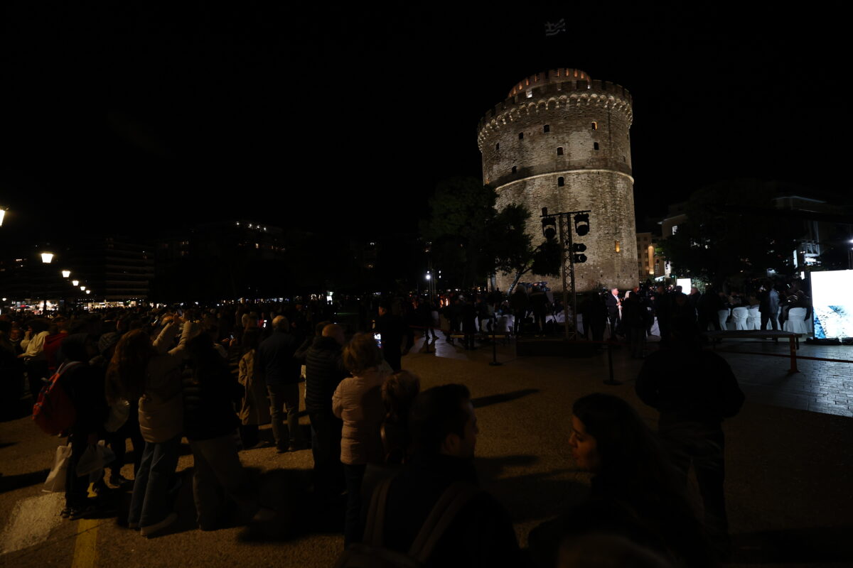 Τελετή απόδοσης του έργου φωτισμού ανάδειξης του Λευκού Πύργου παρουσία του Προέδρου της Δημοκρατίας Κωνστατίνου Τασούλα και του Πρωθυπουργού Κυριάκου Μητσοτάκη στη Θεσσαλονίκη. Τρίτη 27 Οκτωβρίου 2026 (ΒΑΣΙΛΗΣ ΒΕΡΒΕΡΙΔΗΣ