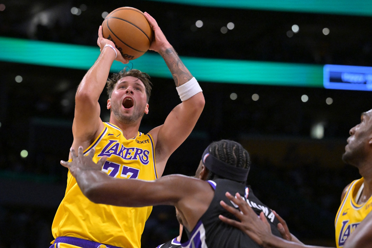 NBA: Ο Λούκα Ντόντσιτς έδειξε το δρόμο της νίκης στους Λέικερς κόντρα στους Γουόριορς - Ιδανικό ντεμπούτο από Κέσλερ