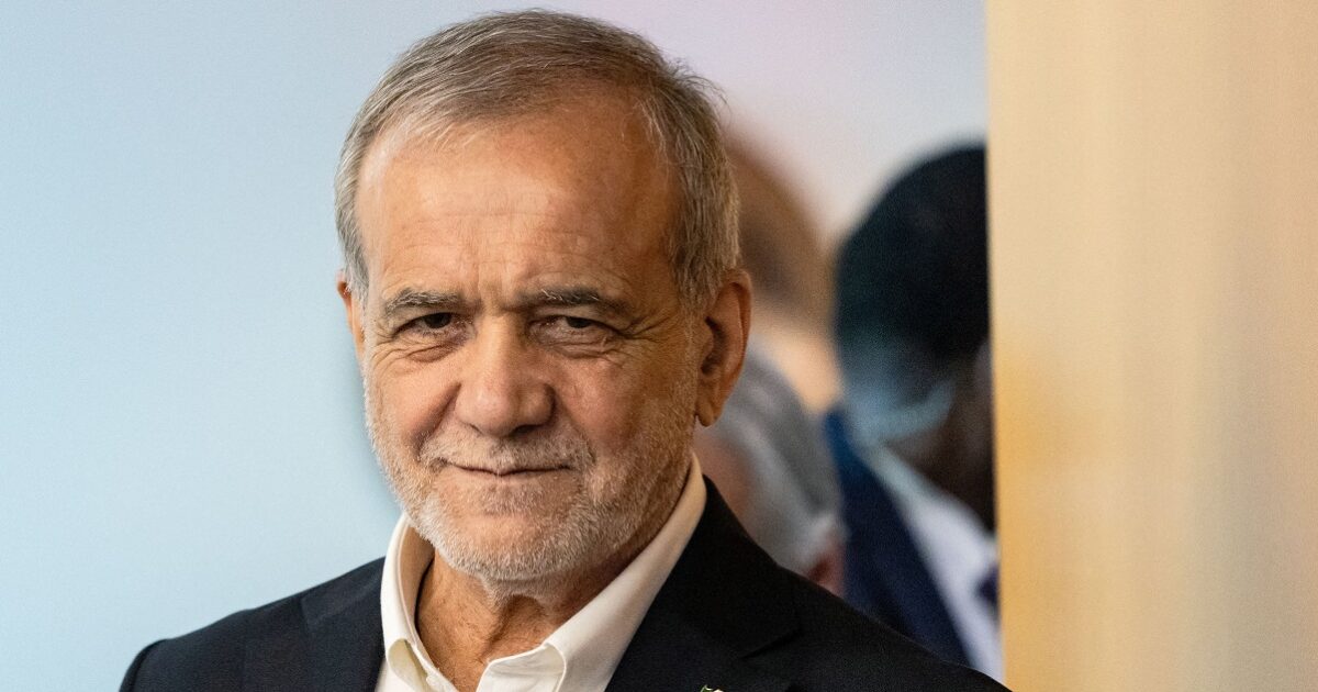 Πεζεσκιάν: Χωρίς νόημα οι διαπραγματεύσεις του Ιράν με τις ΗΠΑ – «Μας επιτέθηκαν τρεις φορές μετά τις συνομιλίες» Πεζεσκιάν: Χωρίς νόημα οι διαπραγματεύσεις του Ιράν με τις ΗΠΑ – «Μας επιτέθηκαν τρεις φορές μετά τις συνομιλίες»