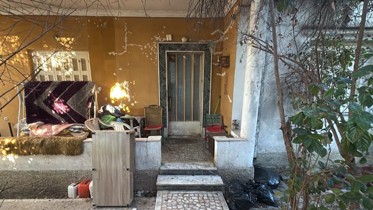 Το σπίτι της 89χρονης στο Μενίδι