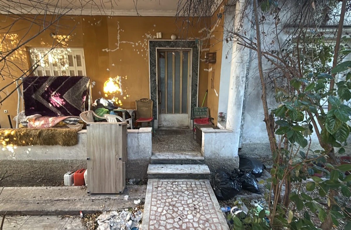 Το σπίτι της 89χρονης στο Μενίδι