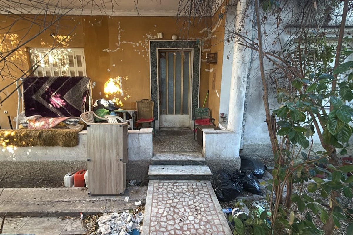 Μενίδι: Την έσπασαν στο ξύλο και στη συνέχεια την έπνιξαν - Τα πρώτα ευρήματα της ιατροδικαστικής για την 89χρονη