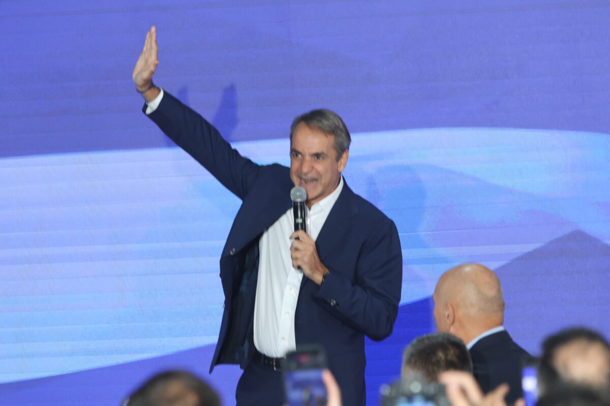 Μητσοτάκης στην εκδήλωση για τα 52 χρόνια της ΝΔ: «Έχουμε μπροστά μας δύσκολη εκλογική αναμέτρηση, θα πετύχουμε ξανά»
