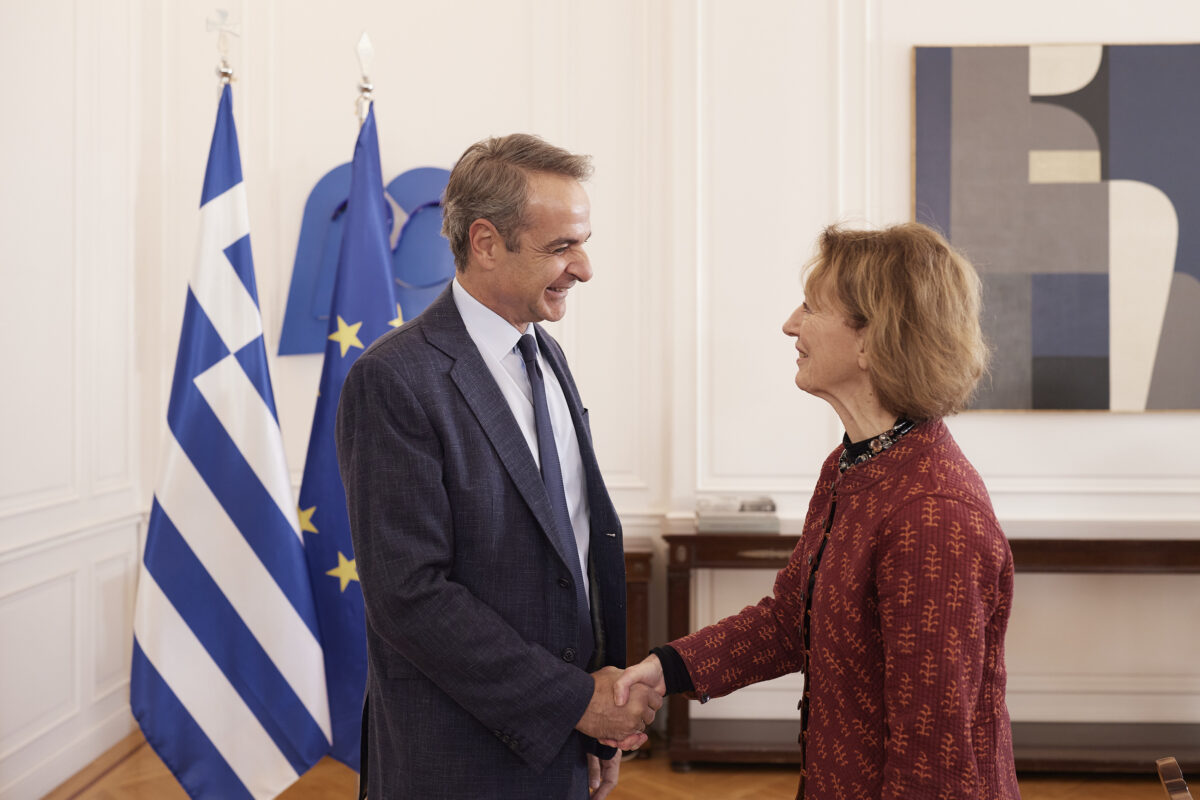 Συνάντηση Μητσοτάκη με την πρόεδρο του Ευρωπαϊκού Συμβουλίου Έρευνας: AI και προσέλκυση επιστημόνων στο επίκεντρο - Ο σχεδιασμός για νέο υπουργείο
