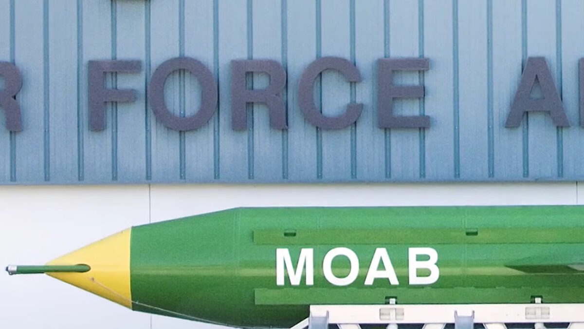 H βόμβα MOAB