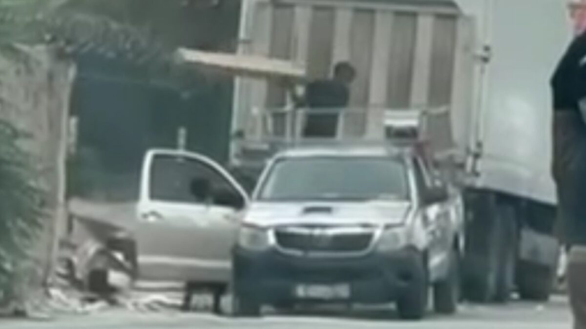 Συνελήφθησαν μετά από καταδίωξη, δύο άτομα που πέταγαν μπάζα στον Βοτανικό