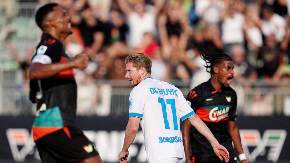 Βενέτσια – Νάπολι 1-0: Η ουραγός της Serie A σόκαρε τους «παρτενοπέι», μοιραίος ο Ντε Μπρόινε