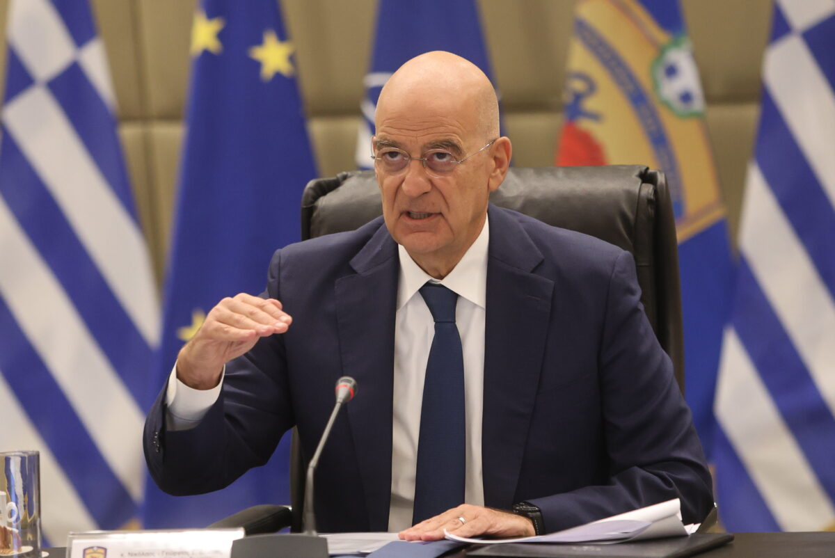Δένδιας σε Ιορδανό πρέσβη: Προτεραιότητά μας η προστασία των χριστιανικών πληθυσμών στη Μέση Ανατολή