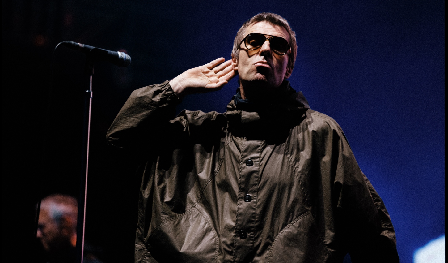 Στο Disney+ το «Oasis: Don’t look back in anger» και ακυκλοφόρητο υλικό από τη συνέντευξη των Liam και Noel Gallagher