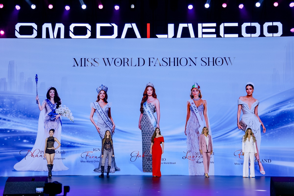omoda-x-wuhu-miss-world-fashion-show