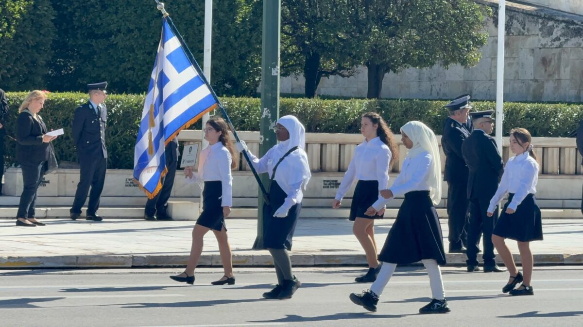 parelasi
