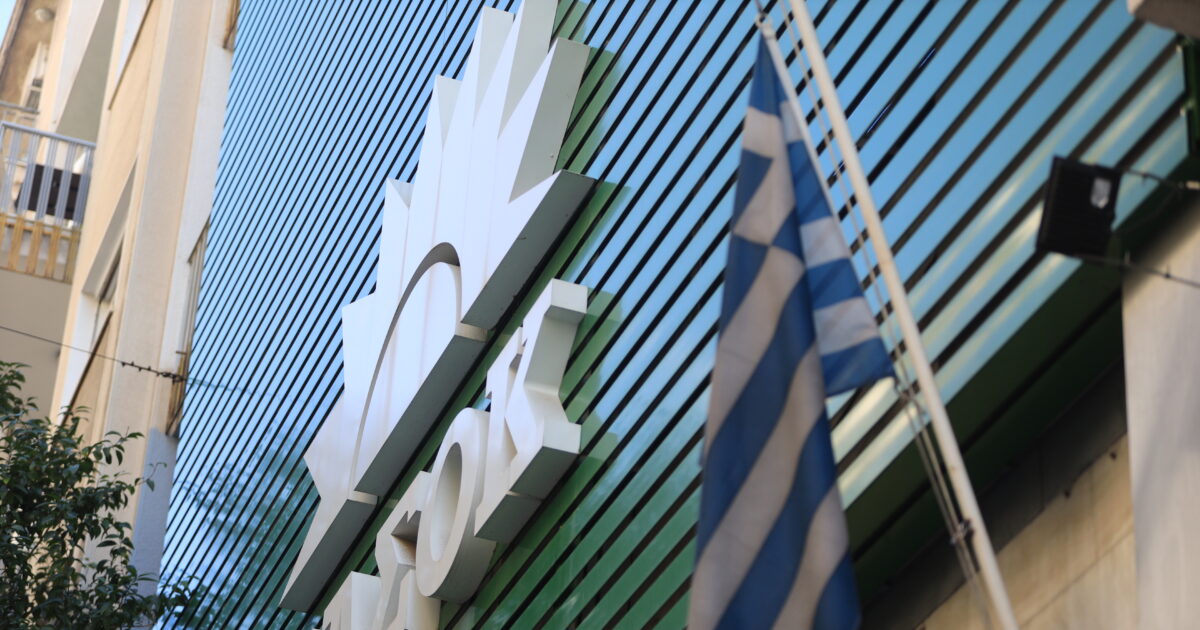 ΠΑΣΟΚ κατά Τσίπρα: «Τον ακούγαμε και ήταν σαν να ακούμε τον Μητσοτάκη» ΠΑΣΟΚ κατά Τσίπρα: «Τον ακούγαμε και ήταν σαν να ακούμε τον Μητσοτάκη»