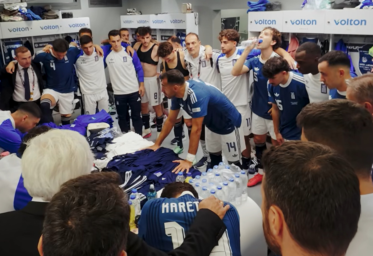 Η αρχηγική ομιλία του Βαγγέλη Παυλίδη πριν το Ελλάδα – Ολλανδία: «Έχουμε μέταλλο, με πάθος και ψυχή κερδίζονται αυτά τα ματς»