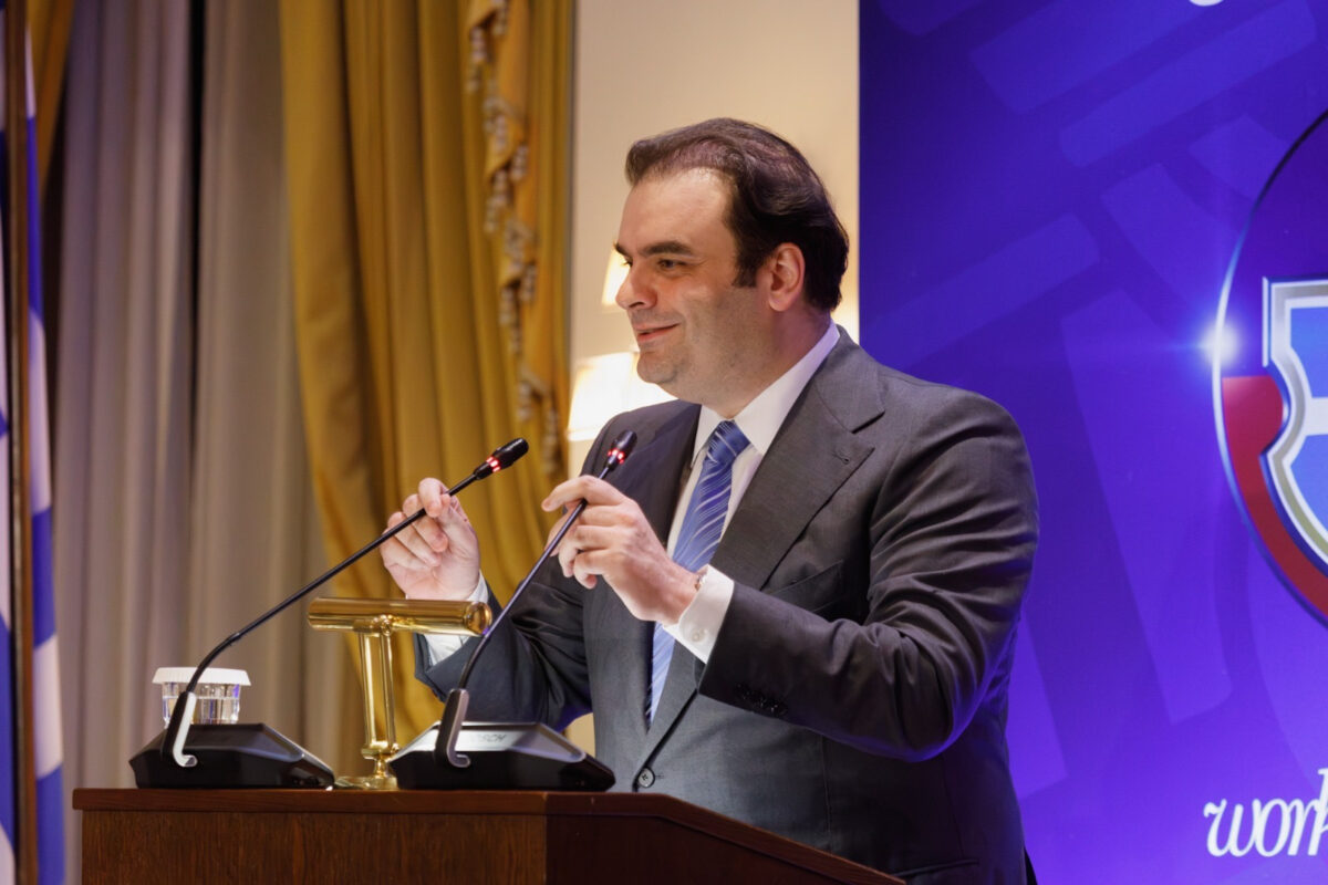 Πιερρακάκης: Στα 5,3 δισ. ευρώ οι βρετανικές επενδύσεις στην Ελλάδα το 2025