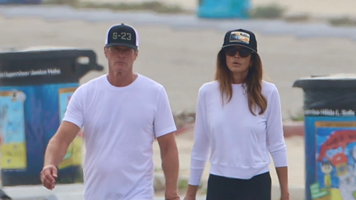 Cindy Crawford and Rande Gerber were spotted walking together at Zuma Beach in Malibu, California, in their first public appearance