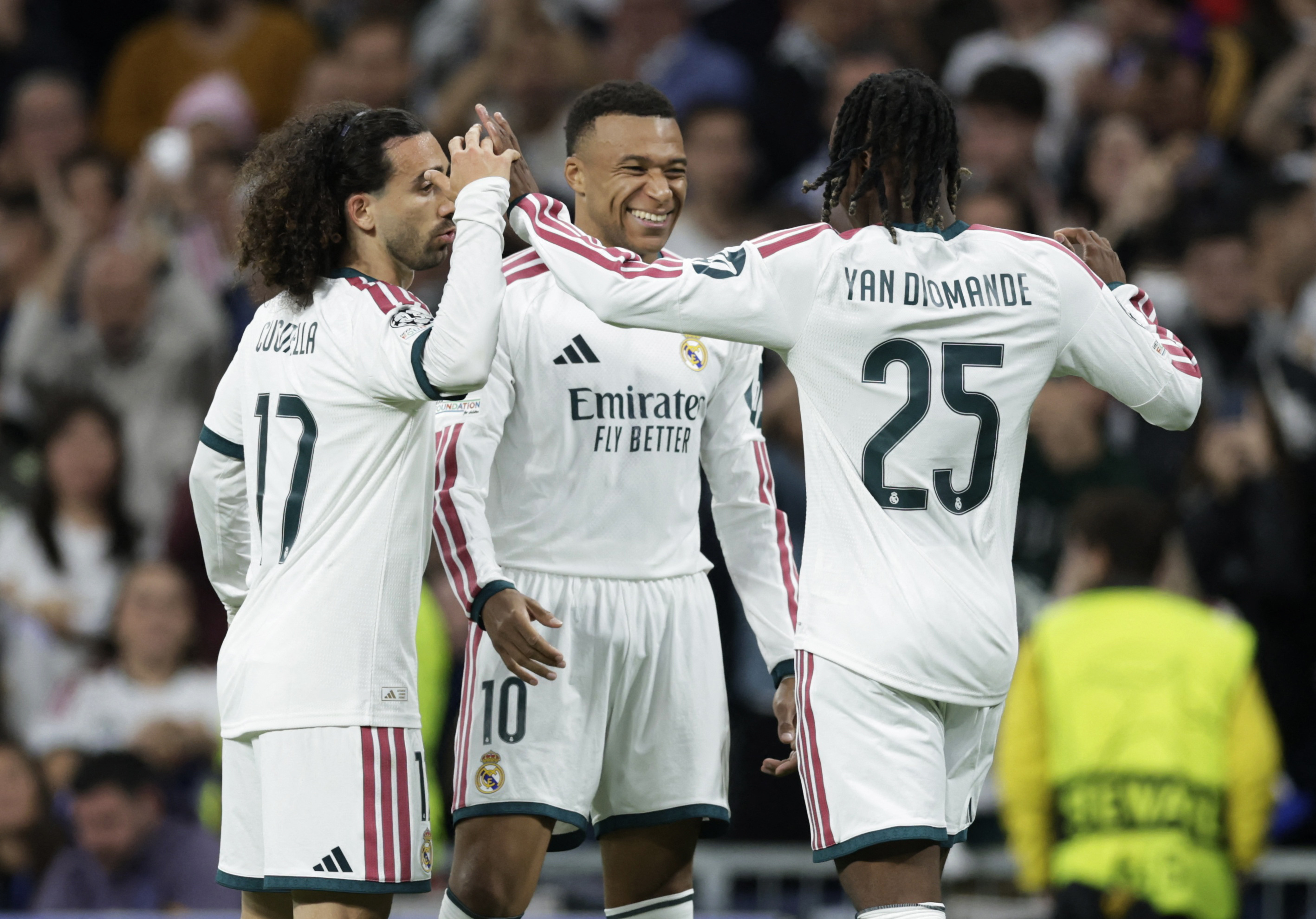 Βαθμολογία Champions League μετά τα Μπάγερν – Άρσεναλ 2-2, Κόμο – Μάντσεστερ Γιουνάιτεντ 4-1 και Ρεάλ – Λειψία 4-1:  Η ΑΕΚ στην 29η θέση, όλα τα αποτελέσματα της βραδιάς