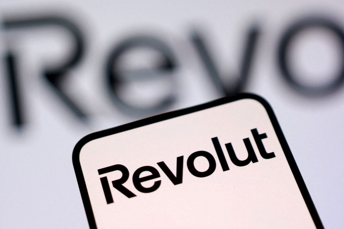 «Έπεσε» η Revolut - Προβλήματα στην πρόσβαση και τις συναλλαγές