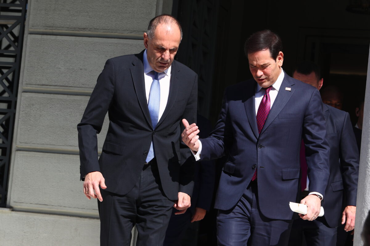 Γεραπετρίτης και Ρούμπιο λίγο μετά τις δηλώσεις (ΣΩΤΗΡΗΣ ΔΗΜΗΤΡΟΠΟΥΛΟΣ