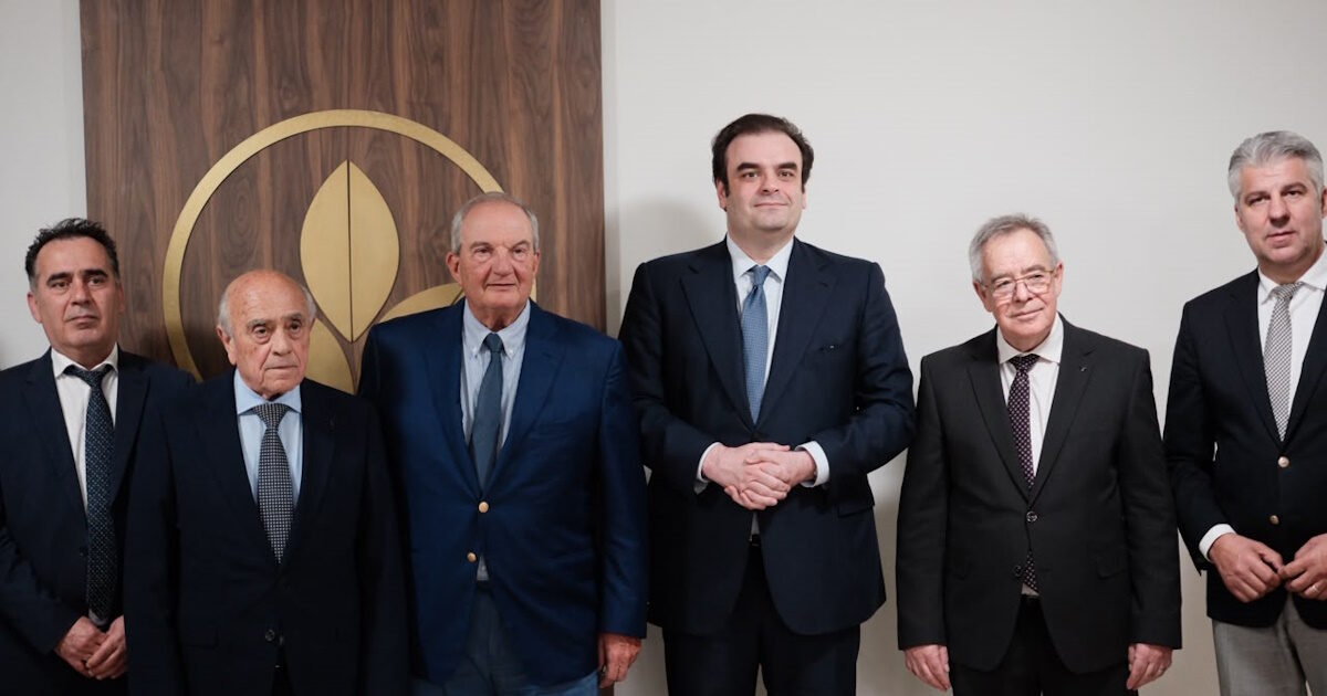Πιερρακάκης: «Φρένο» στις αυξήσεις φόρου στα καπνικά – Από το 2036 οι νέες επιβαρύνσεις Πιερρακάκης: «Φρένο» στις αυξήσεις φόρου στα καπνικά – Από το 2036 οι νέες επιβαρύνσεις