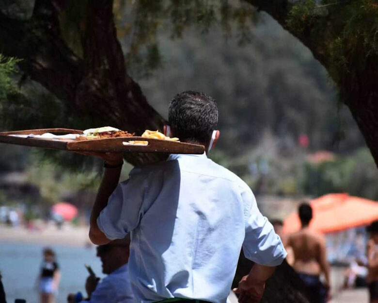 Σερβιτόρος τουρισμός