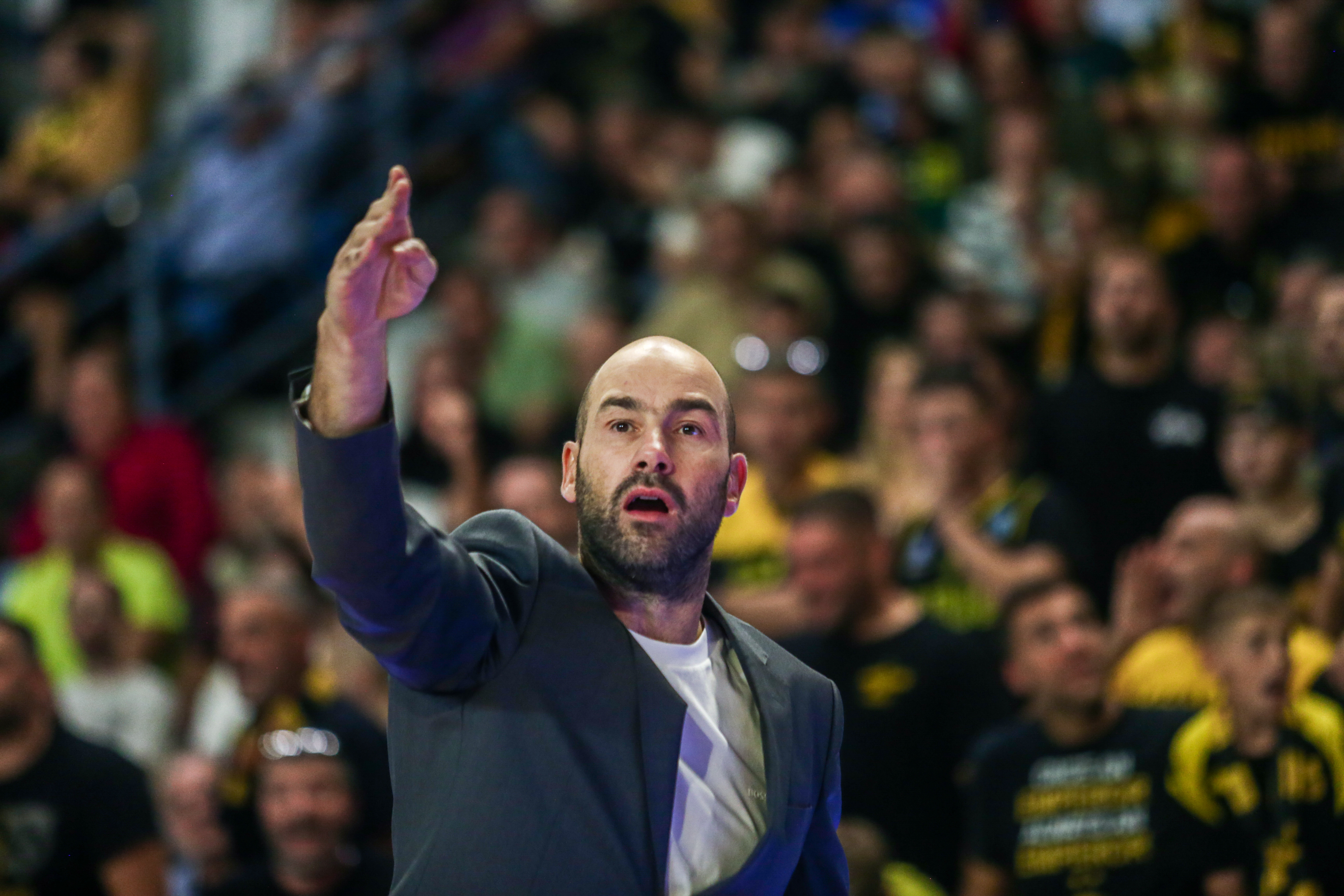 Ξέσπασε ο Βασίλης Σπανούλης μετά την ήττα του Άρη: «Είναι ντροπή για τον κόσμο – Παίκτες ξαφνικά ξέχασαν το μπάσκετ»