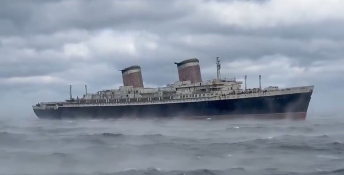 SS United States: Το θρυλικό υπερωκεάνιο που επισκίασε κάποτε και τον Τιτανικό θα γίνει αξιοθέατο στον βυθό