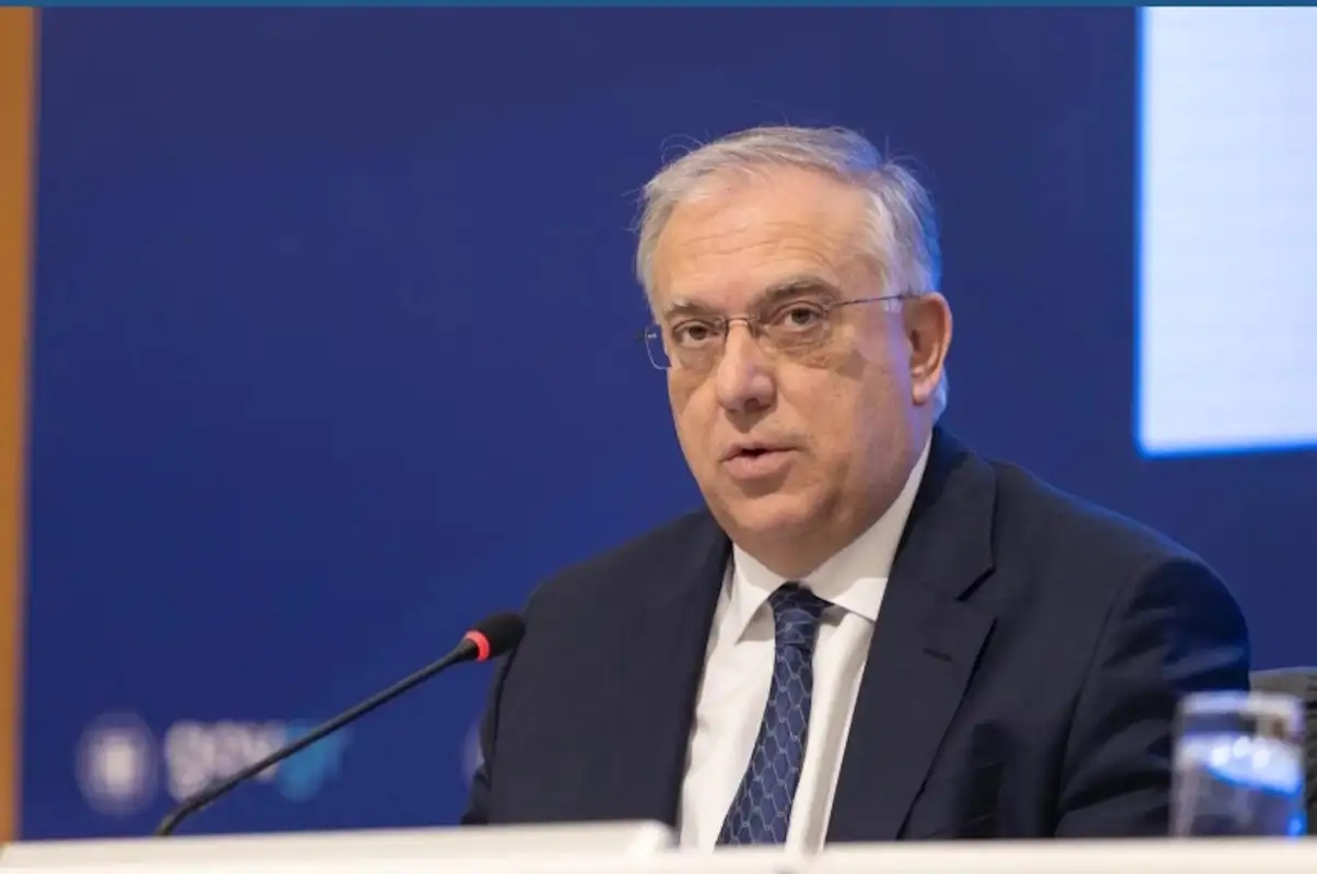 Τάκης Θεοδωρικάκος: Στο πλευρό της κοινωνίας η Πολιτεία εν μέσω διεθνούς αναταραχής