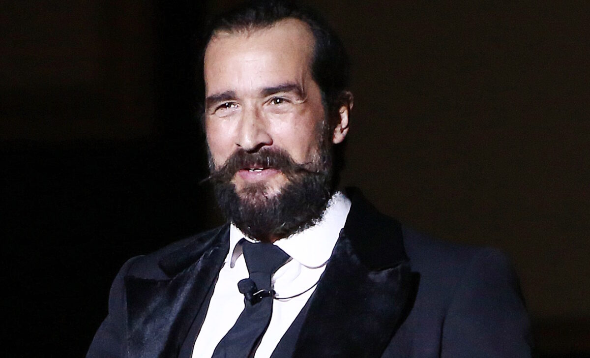 Τάσος Νούσιας: «Ακόμα και αν νομίζουμε ότι παίρνουμε αποφάσεις οι γυναίκες κάνουν πάντα το κουμάντο»