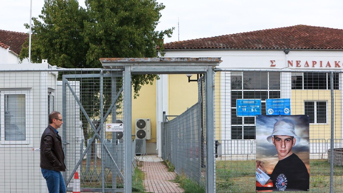 Η αίθουσα που γίνεται η δίκη για τα Τέμπη