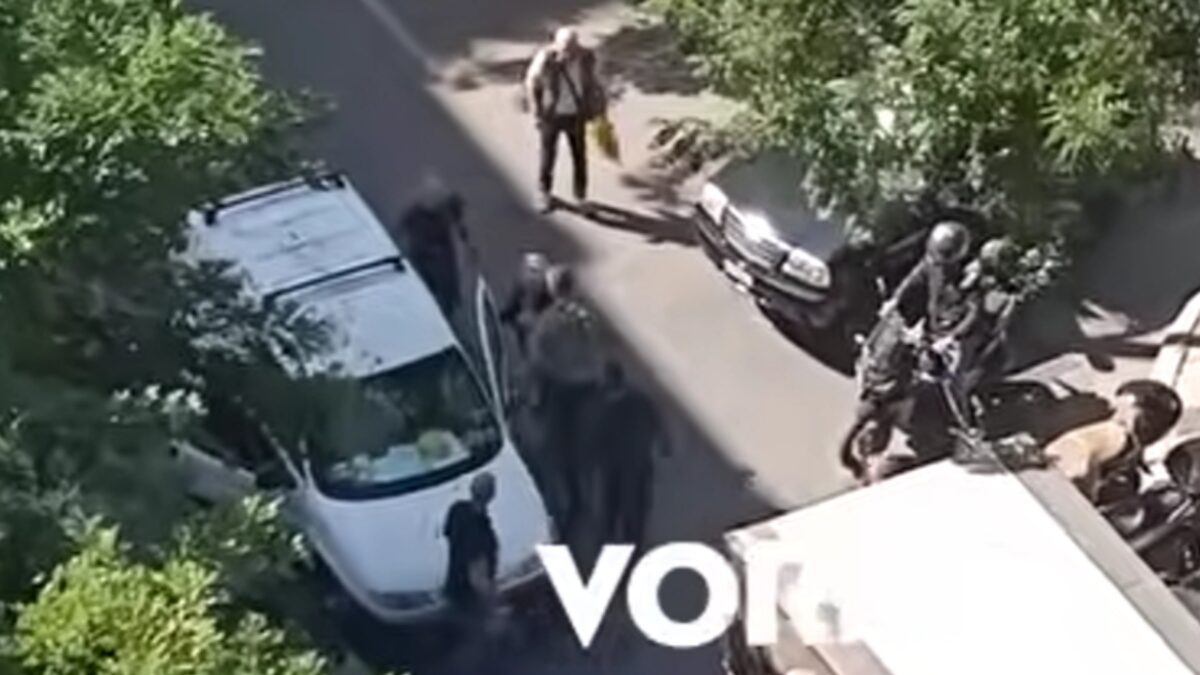 Η στιγμή της συμπλοκής των οδηγών