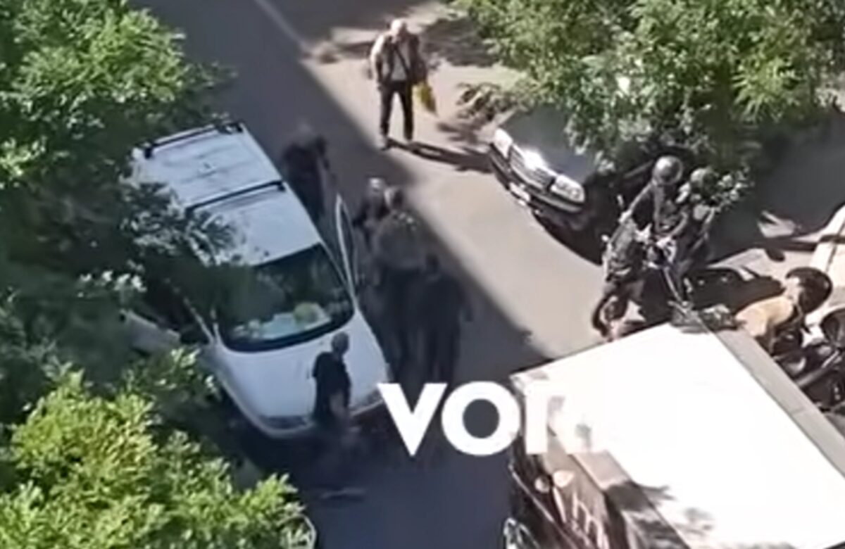 Η στιγμή της συμπλοκής των οδηγών