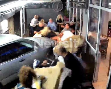 Θεσσαλονίκη: Μεθυσμένος οδηγός εισέβαλε με το αυτοκίνητό του σε εστιατόριο – Τρεις τραυματίες στο νοσοκομείο