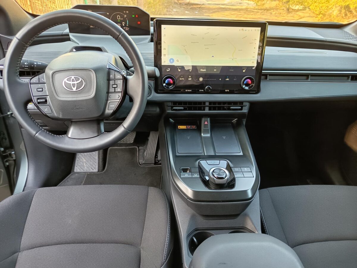 toyota-c-hr-77-kwh-224-ps