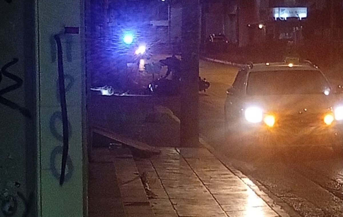 Τραγωδία στη λεωφόρο Θηβών: Δύο νεκροί σε τροχαίο με μηχανή