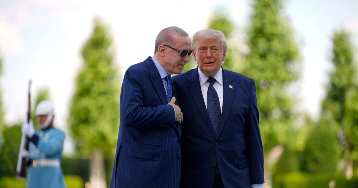 Τηλεφωνική επικοινωνία Ερντογάν και Τραμπ: Στο επίκεντρο η Μέκκα, η Υεμένη και ο πόλεμος στην Ουκρανία Τηλεφωνική επικοινωνία Ερντογάν και Τραμπ: Στο επίκεντρο η Μέκκα, η Υεμένη και ο πόλεμος στην Ουκρανία