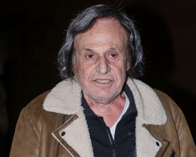 Βασίλης Παπακωνσταντίνου