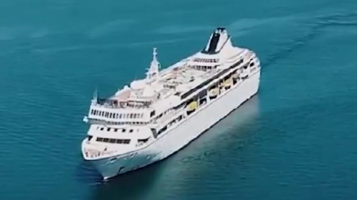 Το κρουαζιερόπλοιο «Villa Vie Odyssey»