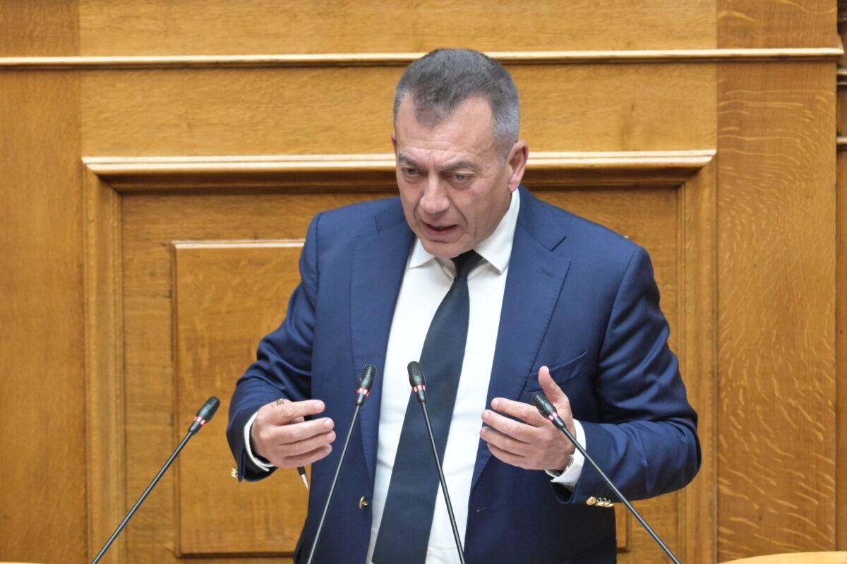 Ο Γιάννης Βρούτσης
