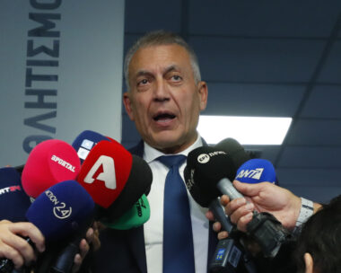 Γιάννης Βρούτσης