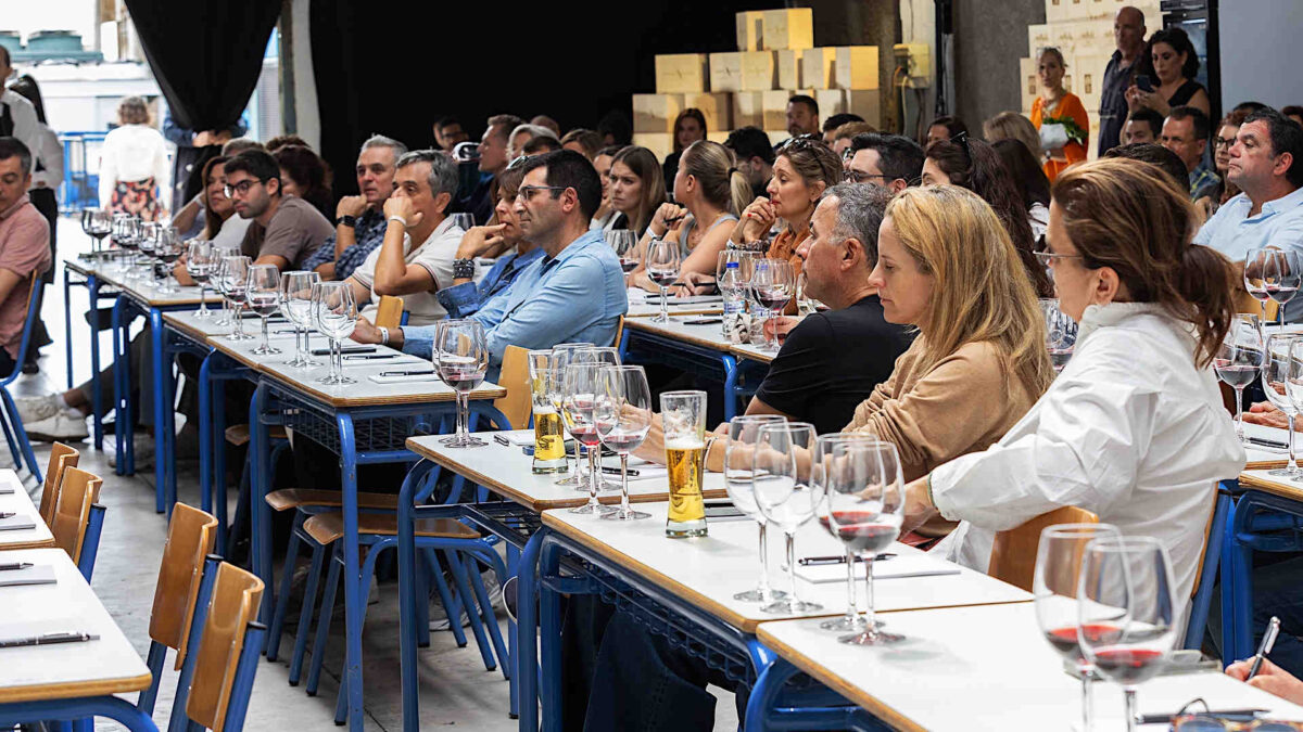 wine talk onpmavro gastronomos