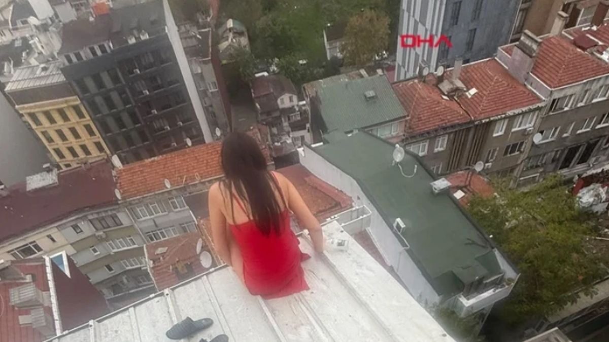 Κωνσταντινούπολη: Θρίλερ με τον θάνατο 26χρονης που βρέθηκε στο κενό από τον 7ο όροφο – Η τελευταία φωτογραφία στην ταράτσα