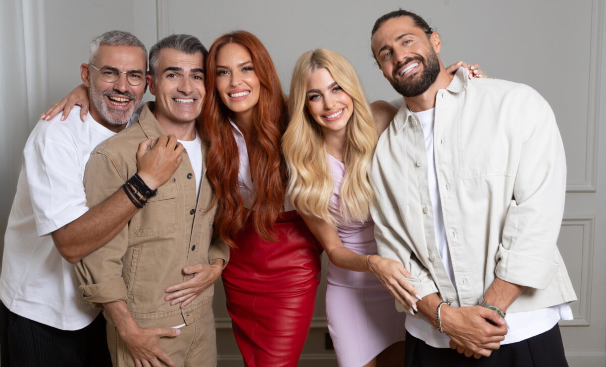 Η ομάδα της εκπομπής «Χαμογέλα και πάλι» στο newsit.gr: Η συνεργασία με τη Σίσσυ Χρηστίδου και ο τηλεοπτικός ανταγωνισμός