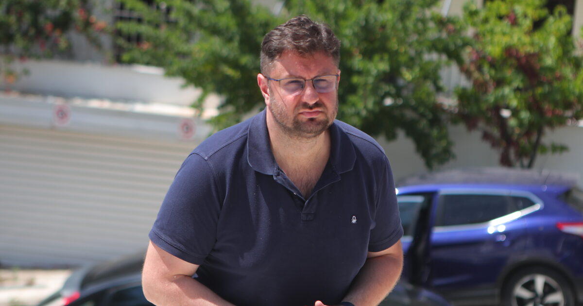 Ο Κώστας Ζαχαριάδης στην ΕΛΑΣ: «Τώρα είναι η ώρα για την πανστρατιά» Ο Κώστας Ζαχαριάδης στην ΕΛΑΣ: «Τώρα είναι η ώρα για την πανστρατιά»