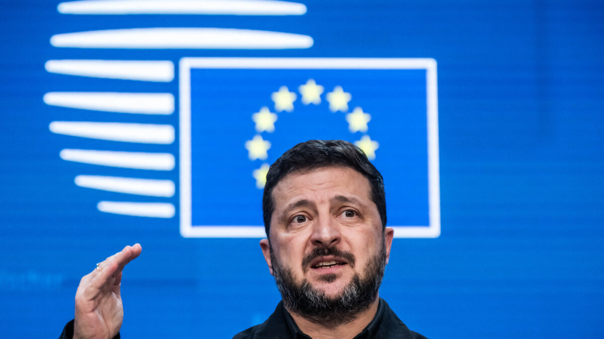 dpatop - 16 October 2026, Belgium, Brüssel: Volodymyr Zelenskyy, President of Ukraine, speaks at a press conference during the EU summit. The heads of state and government of the EU member states are discussing measures to boost the competitiveness of the European economy, the next long-term EU budget, and the status of EU enlargement negotiations at the Europa Building.